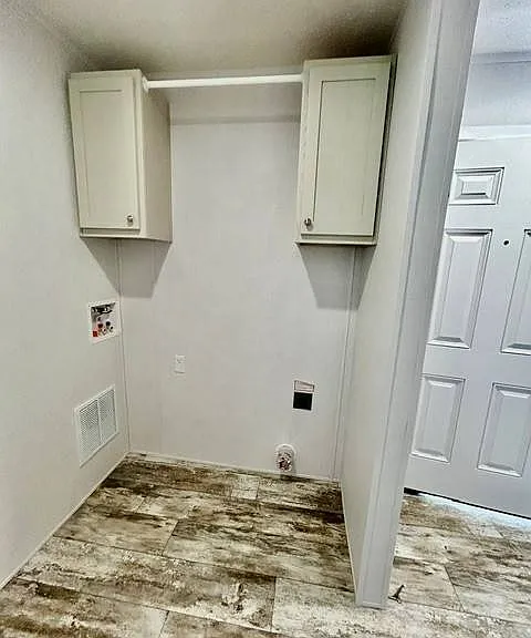 2113 N Hickory Cir W #2113 — Photo 4
