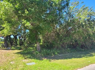 1109 Persian Ln, Sebastian, FL 32958