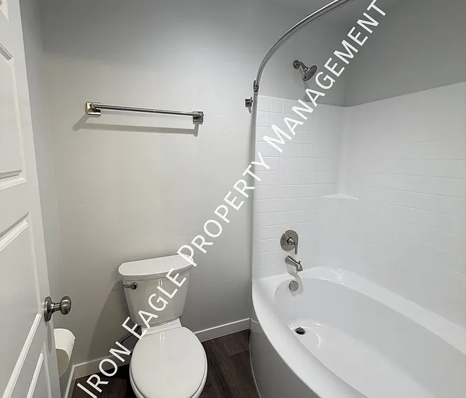 8332 E Presley Ct — Photo 17
