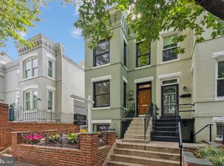 921 E St SE, Washington, DC 20003