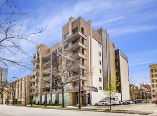 5430 N Sheridan Rd APT 303, Chicago, IL 60640