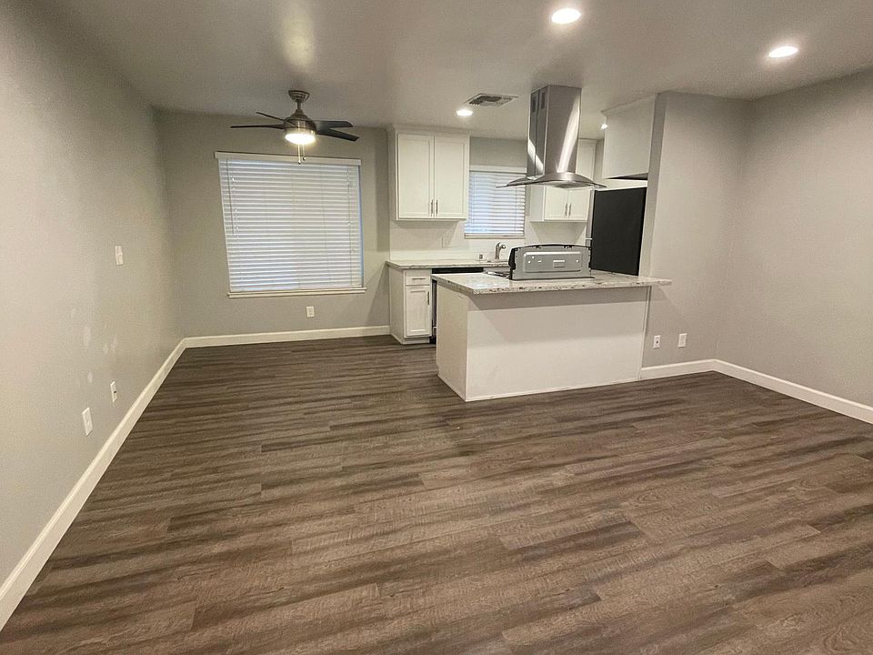 1st image of 423 14th St