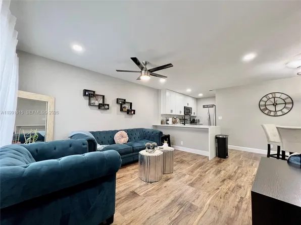 10019 Winding Lake Rd APT 202, Fort Lauderdale, FL 33351