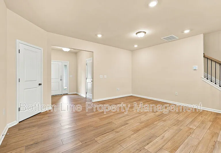 460 Glen Clova Dr — Photo 20