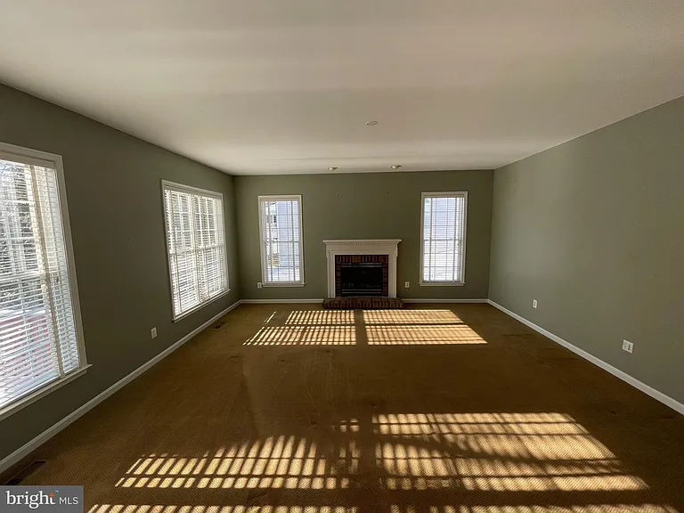 21330 Meadow Field Ct — Photo 14