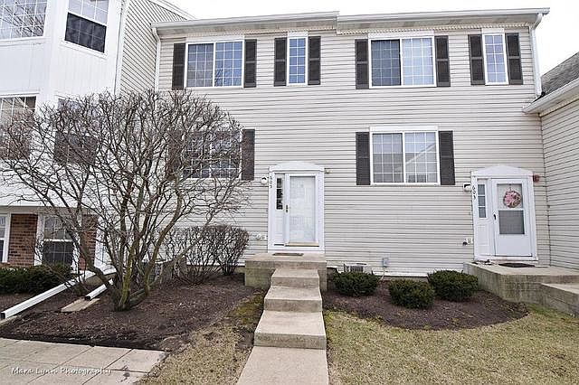 1st image of 605 E Victoria Cir