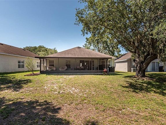 3rd image of 9416 Cypress Harbor Dr