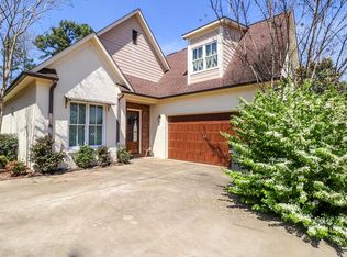 307 Abbey Ln, Oxford, MS 38655