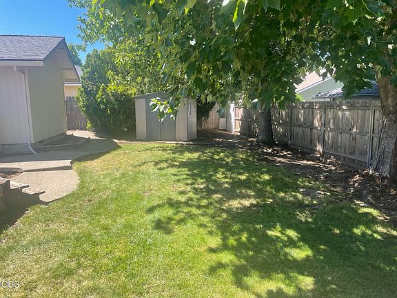 5th image of 1141 N Modoc Ave