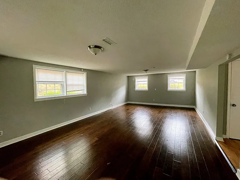 2804 Broadview Dr NW — Photo 22