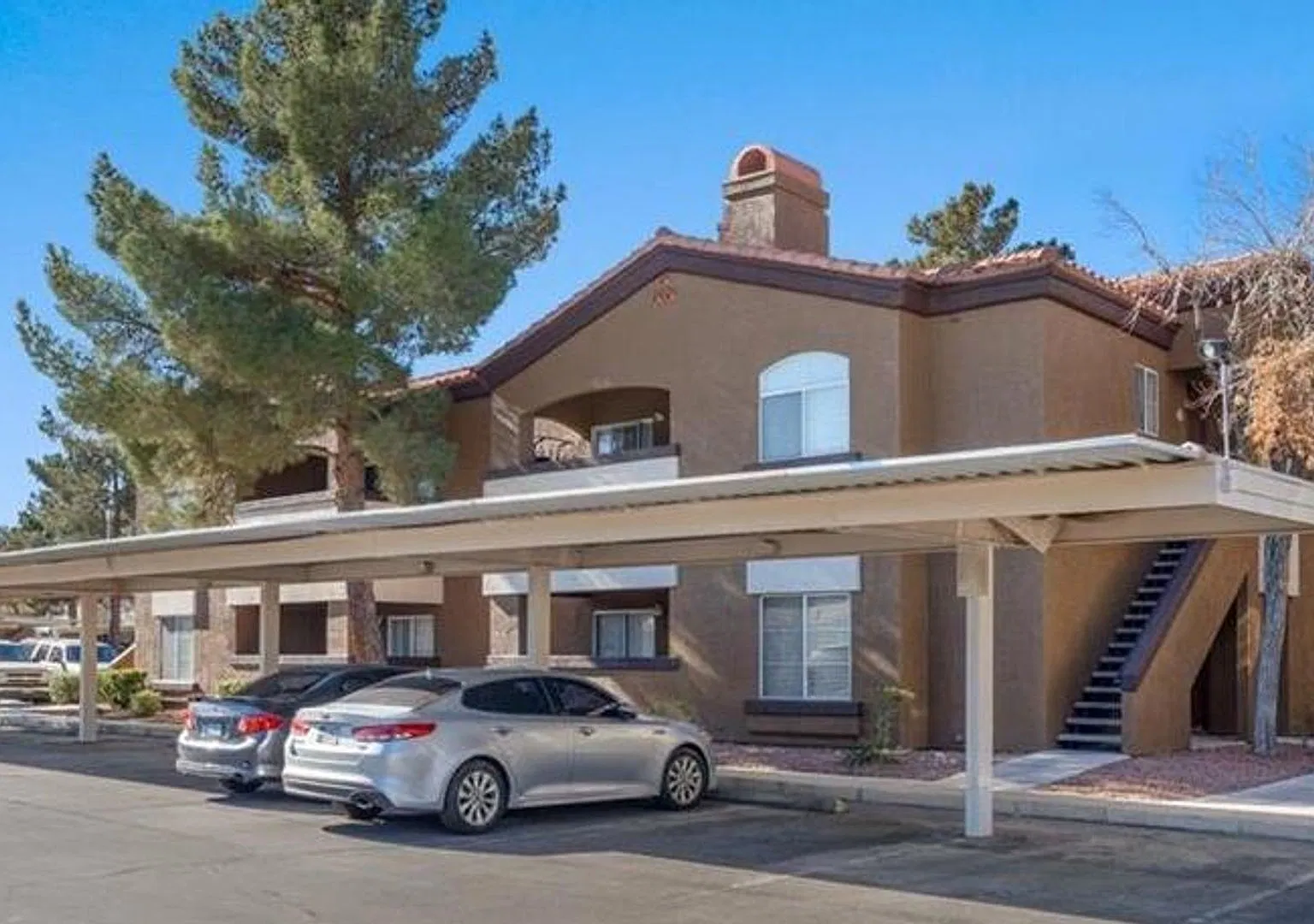 Single story condo conveniently locates just South of The Strip — Photo 4