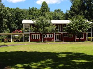 220 Moody Childress Dr, Sylva, NC 28779