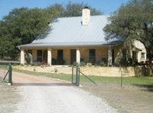 8971 Us Highway 290, Harper, TX 78631