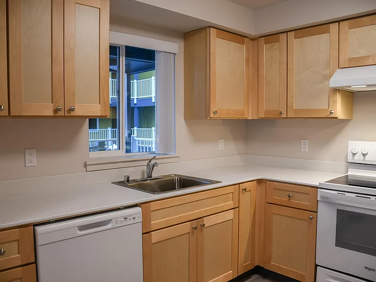Kirkland Heights Apartments — Photo 51