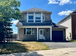 195 Harbour View St, Ottawa, ON K2G 7B2
