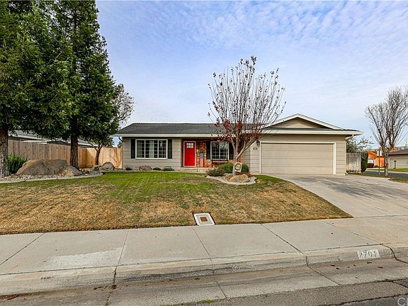 2nd image of 2201 Palora Ave