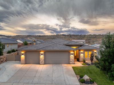 886 N Sandy Talus Dr, Washington, UT, 84780