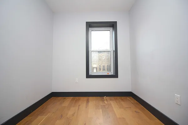 Rented by Nooklyn NYC LLC | media 40