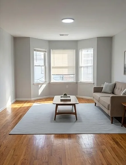 547 Magnolia Ave #2 — Photo 2