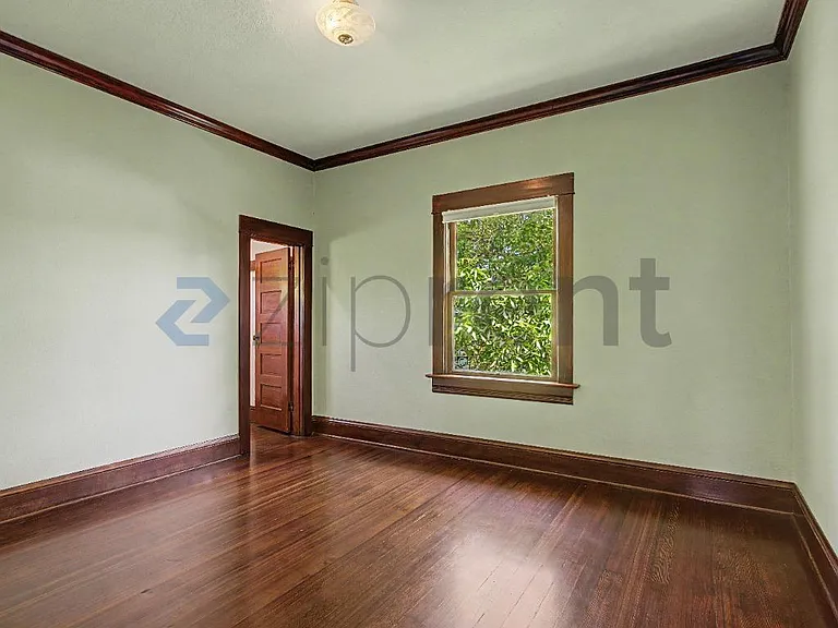 7820 N Van Houten Ave — Photo 30
