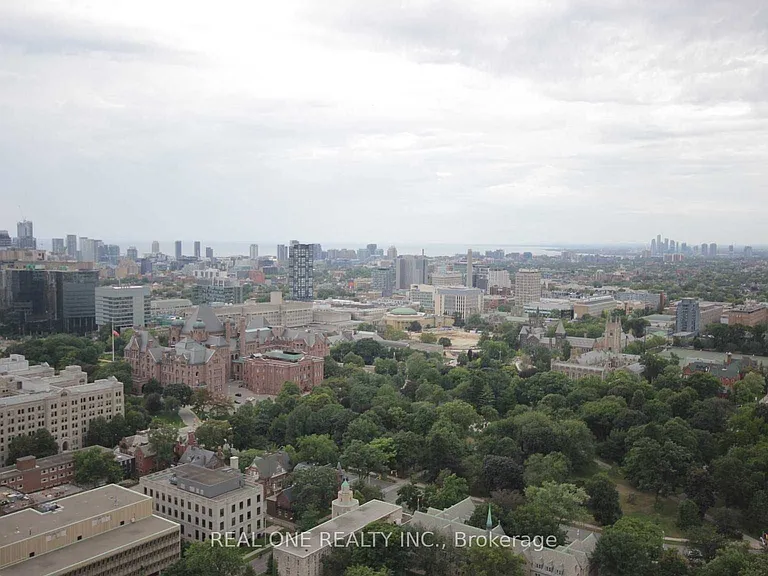 1080 Bay St #3307 — Photo 7