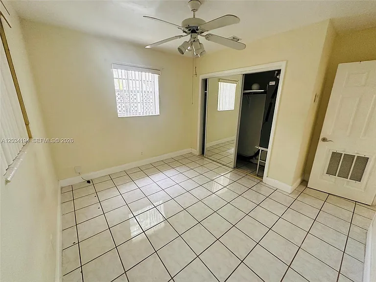 1215 S 24th Ave — Photo 32