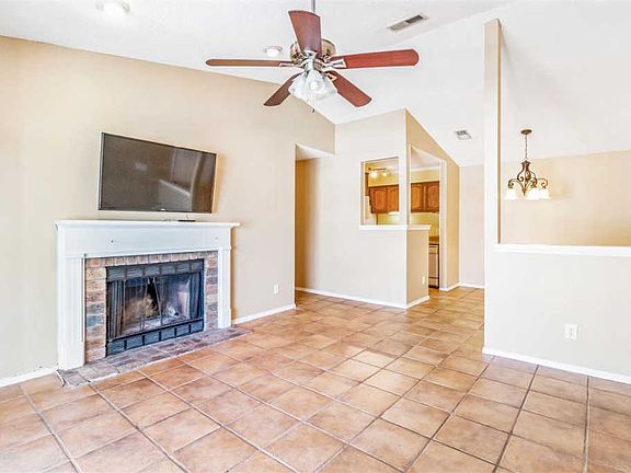 5th image of 7171 N 9th Ave APT B7