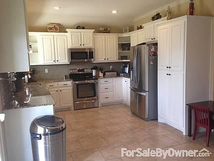 3rd image of 113 Andrew Dr