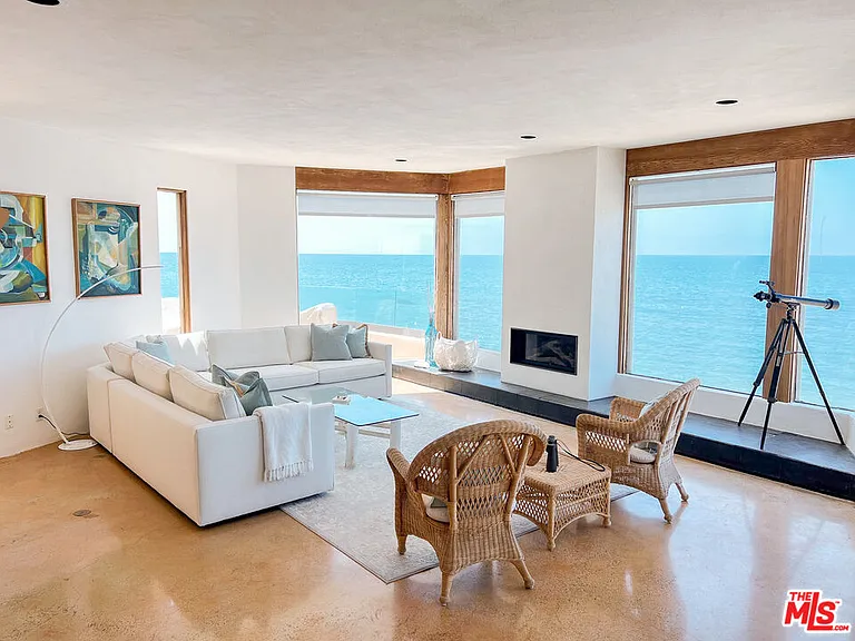 24150 Malibu Rd — Photo 8