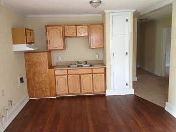2nd image of 105 Isabella Ln