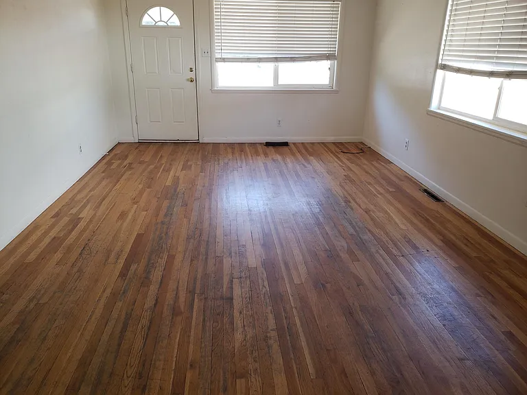 1150 Evans Ave — Photo 3