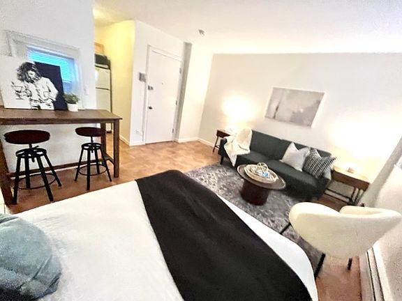 5th image of 1800 Massachusetts Ave APT 4