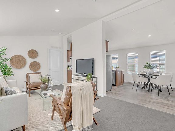 2nd image of 3572 N Blythe Ave #137