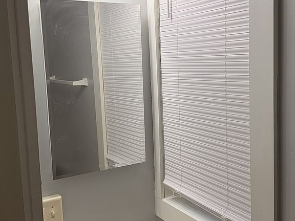 3rd image of 841 E Philadelphia St APT 1