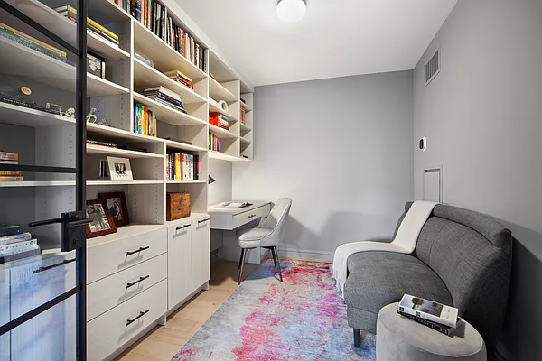 Sold by Compass | media 25