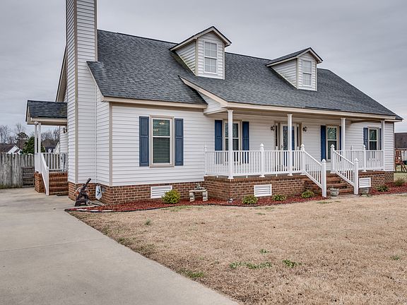 2nd image of 726 Bayberry Ct