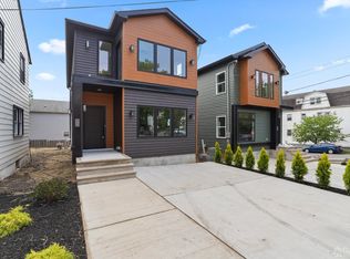 602 Jacques St, Perth Amboy, NJ 08861