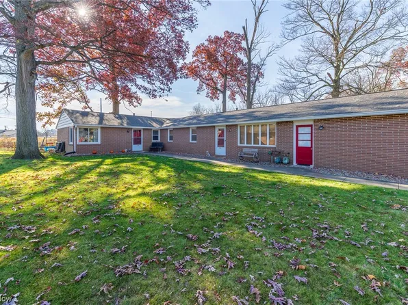 3716-3718 Kaiser Ave NE, Canton, OH 44705