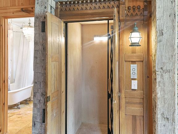39th image of 1374 Peter Pond Rd