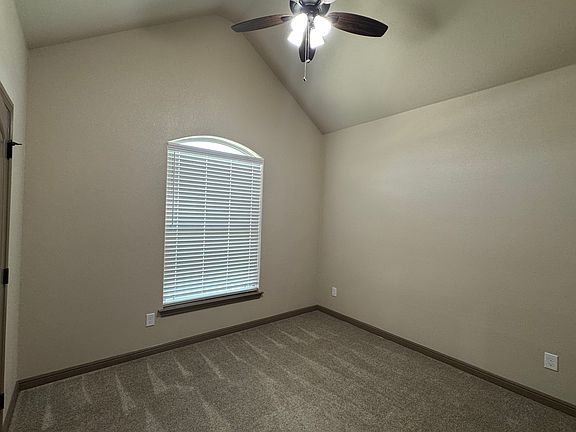 3rd image of 1317 Oleander Dr