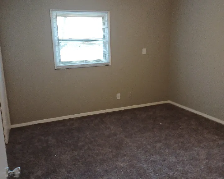 2104 E Empire St #1 — Photo 7
