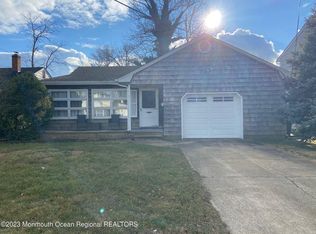 416 Elizabeth Ave, Point Pleasant Beach, NJ 08742