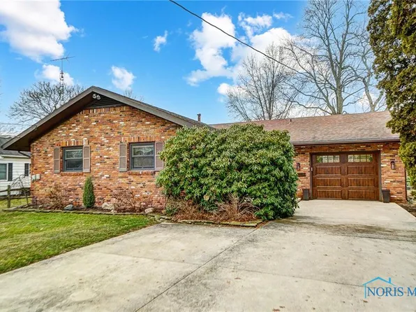 152 Bierley Ave, Pemberville, OH 43450