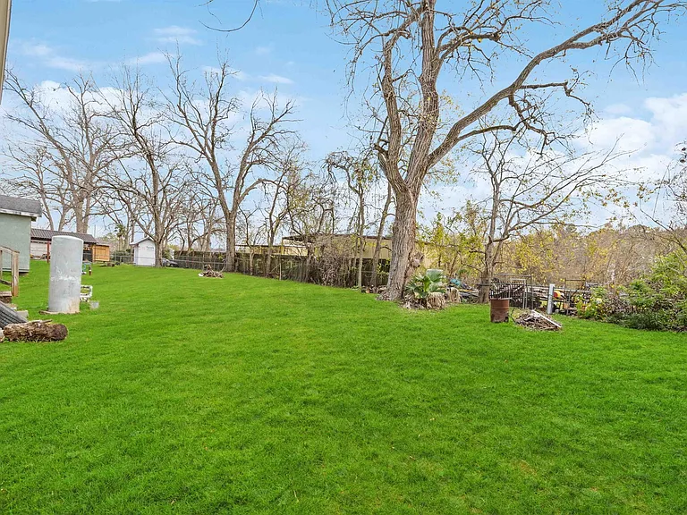 1728 Connorvale Rd #B — Photo 41