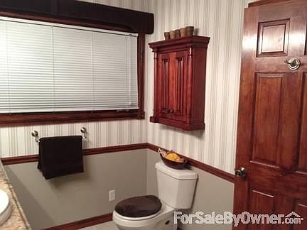 2nd image of 205 Highland Ave