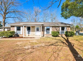 83 Fincher Ln, Loxley, AL 36551