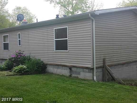 Image 4: : Exterior (Rear)