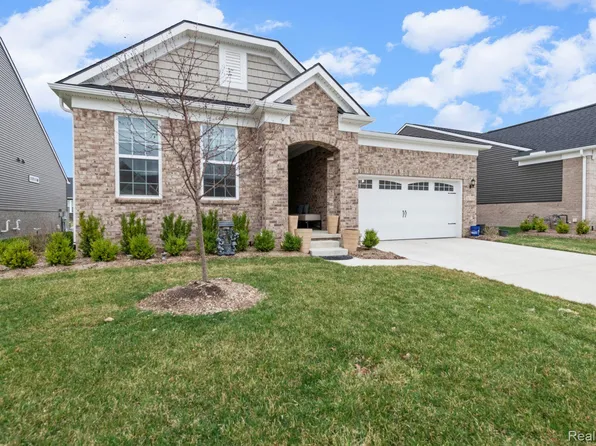 50109 Ogden Rd, Canton, MI 48188