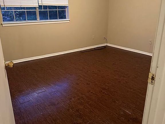 2nd image of 3774 Hyacinth Dr