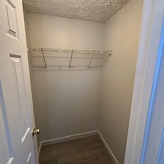 3 bed, $995 — Photo 3
